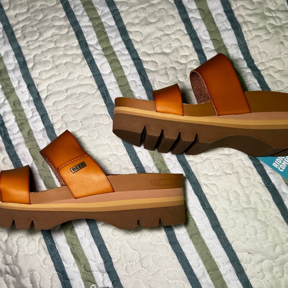 Reef Tan Cork Platform Slide Sandals - Picture 2 of 8